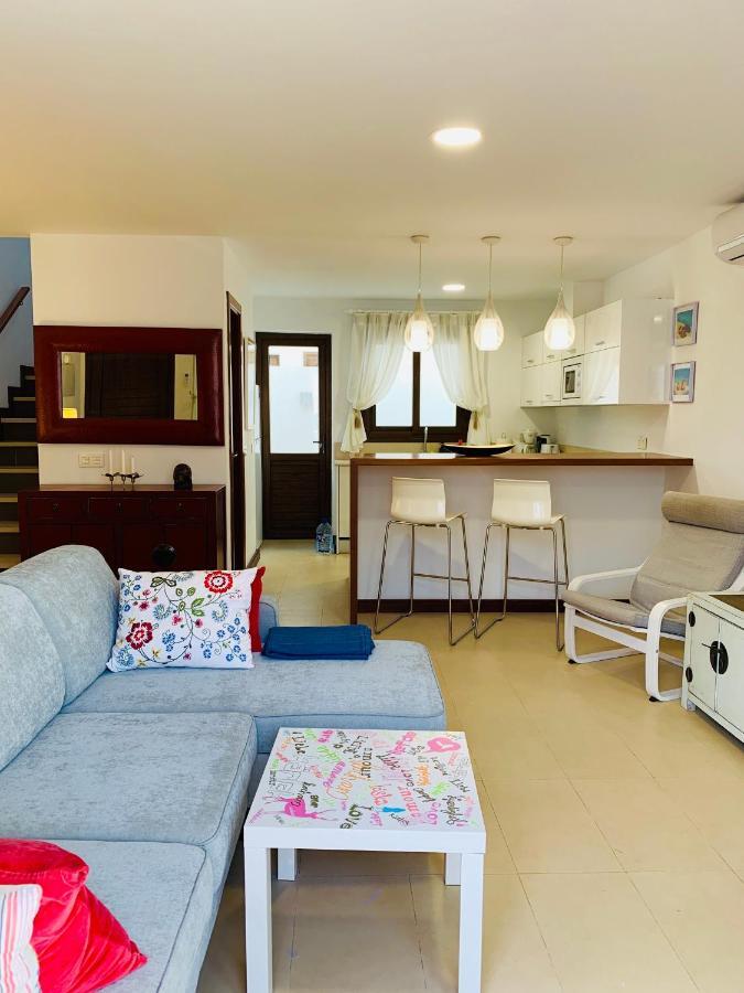 La Casa Roja Apartment Puerto Calero Bagian luar foto